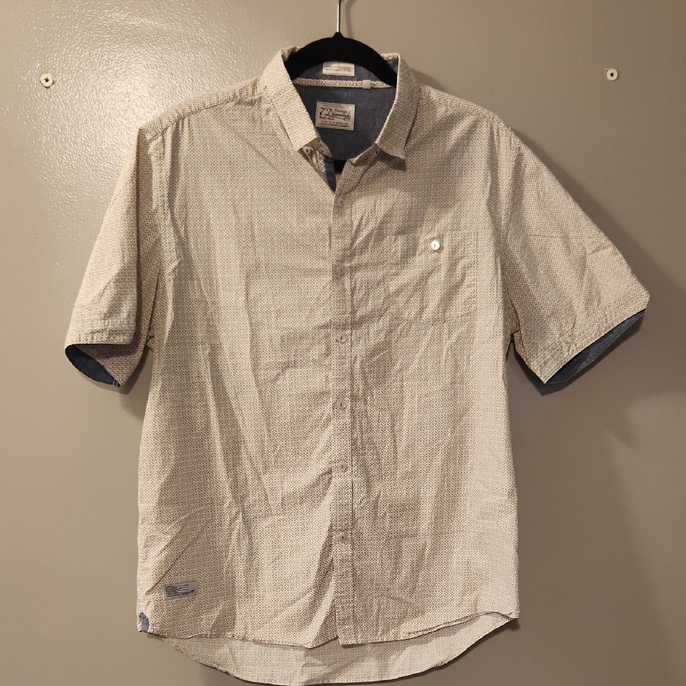 7 Diamonds Tan Casual Button Down Shirt